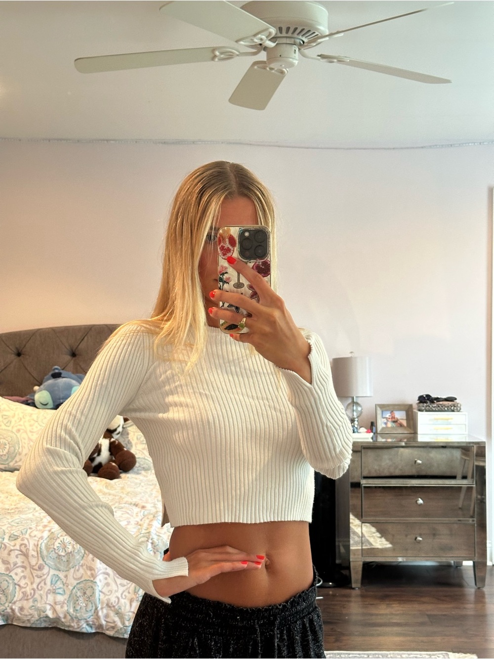 Olivaceous White Ribbed Long-Sleeve Crop Top